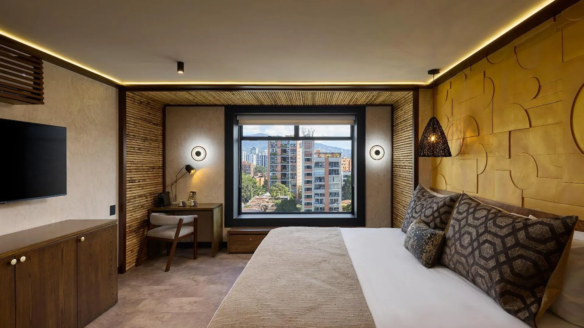 Golden Valley Hotel Medellín