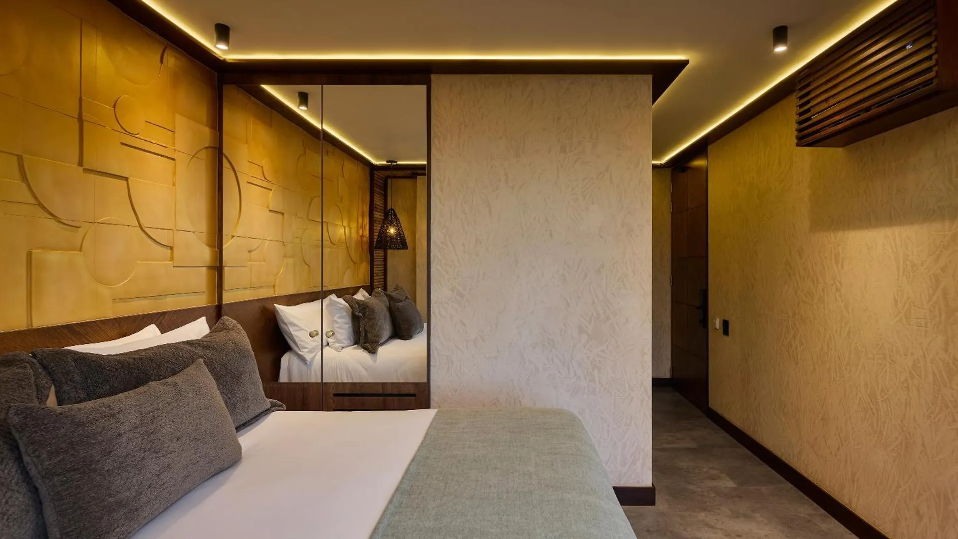 Golden Valley Hotel Medellín