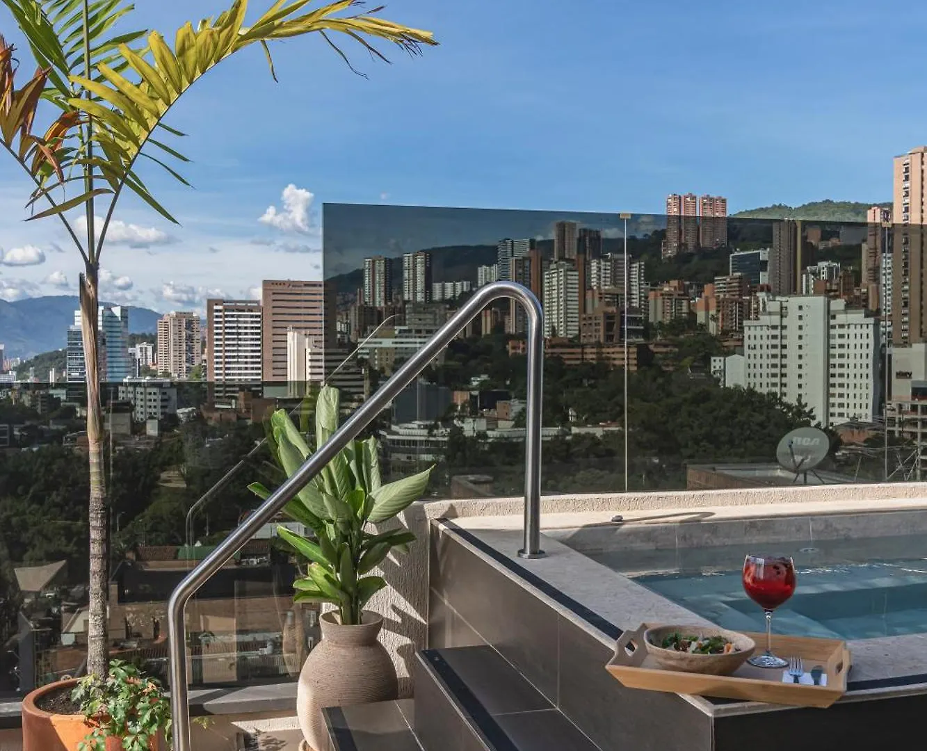 Golden Valley Hotel Medellin Colombia