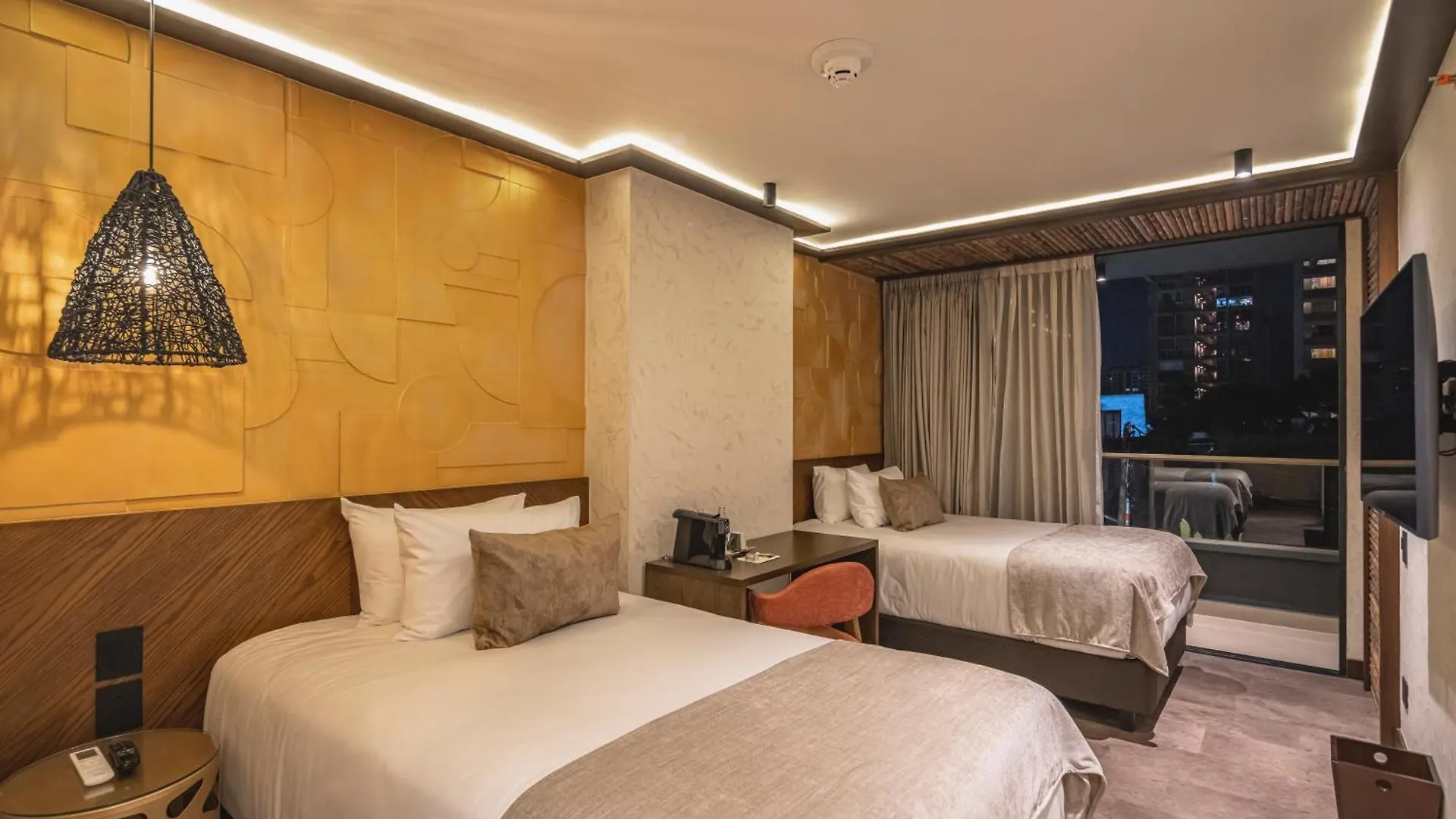 Golden Valley Hotel Medellin